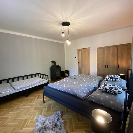 Panda Apartman Apartman Frýdštejn