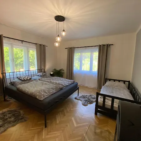 Panda Apartmán * Frýdštejn