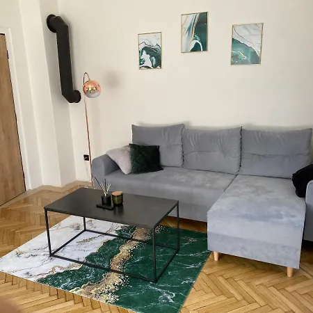 Panda Apartmán Apartamento *